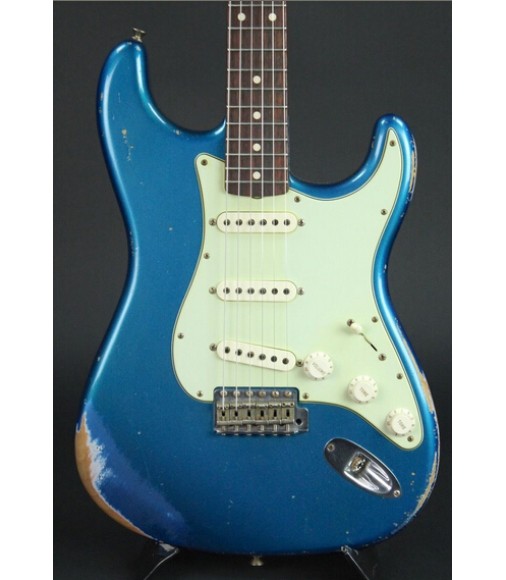 lake placid blue relic strat